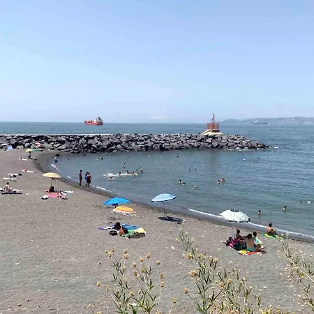 Adm Addumamma Sul Mare Portici